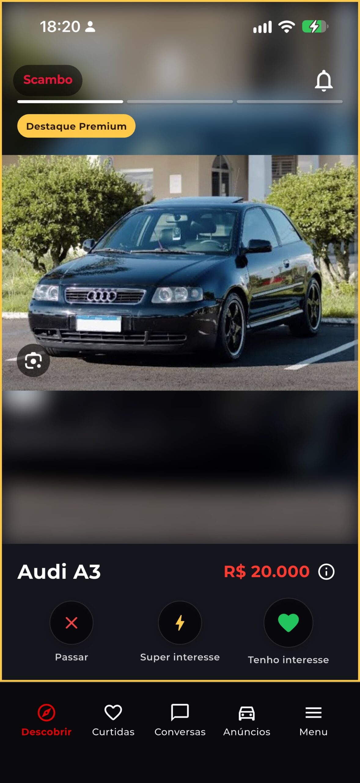 Tela real Descobrir do Scambo 2.7.4: anúncio de veículo e ações Passar, Super interesse e Tenho interesse.